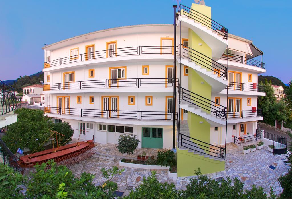 سامي Remezzo Apartments الغرفة الصورة